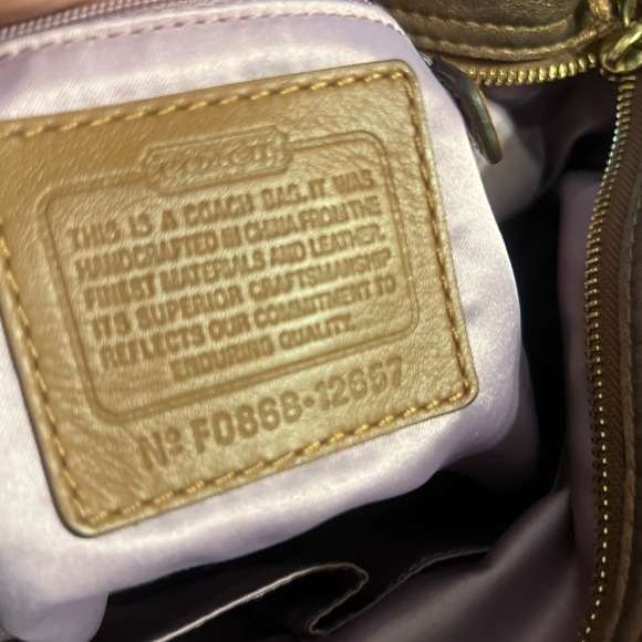 Coach Zoe signature canvas and leather shoulder bag - Picture 5 of 13